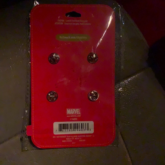 Itty bittys by Hallmark, Marvel characters - Picture 2 of 3